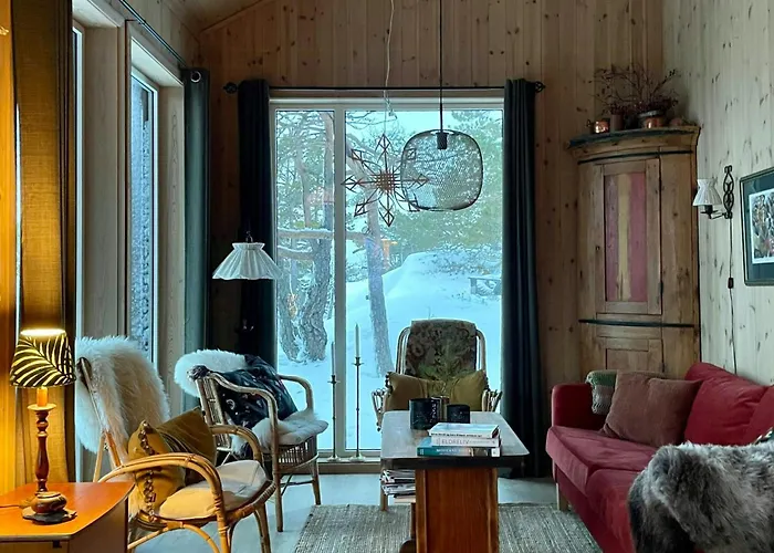 Family With Views In Hillestad Dolemo